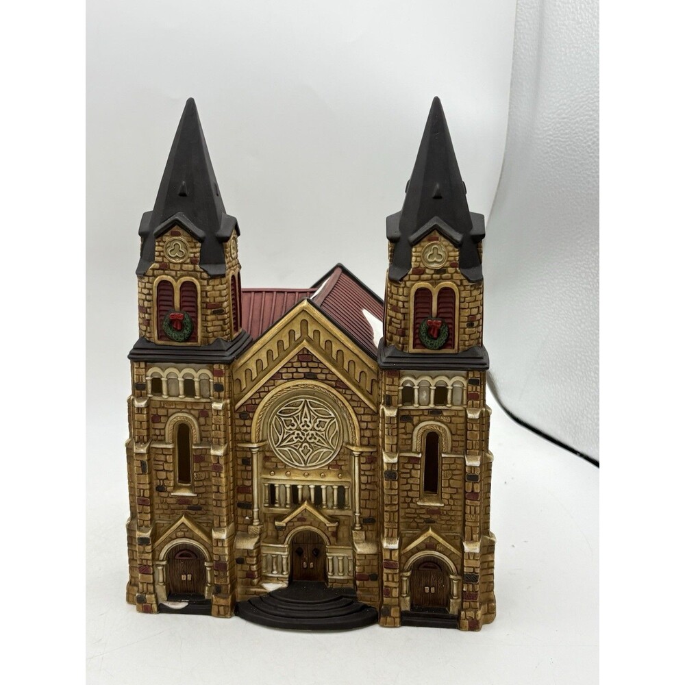 O’Well 1997 Cathedral Church Lighted Porcelain Christmas Village Twin Steeple